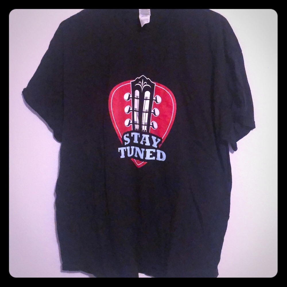 Stay Tuned T-shirt XL